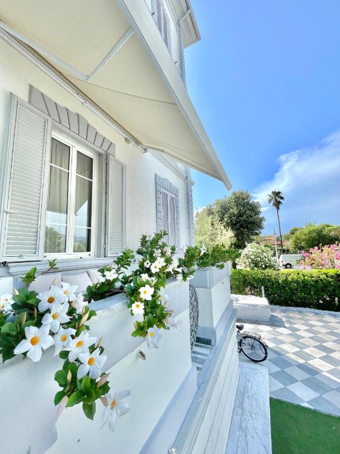 Hotel Tirreno Marina di Massa Ngoại thất bức ảnh