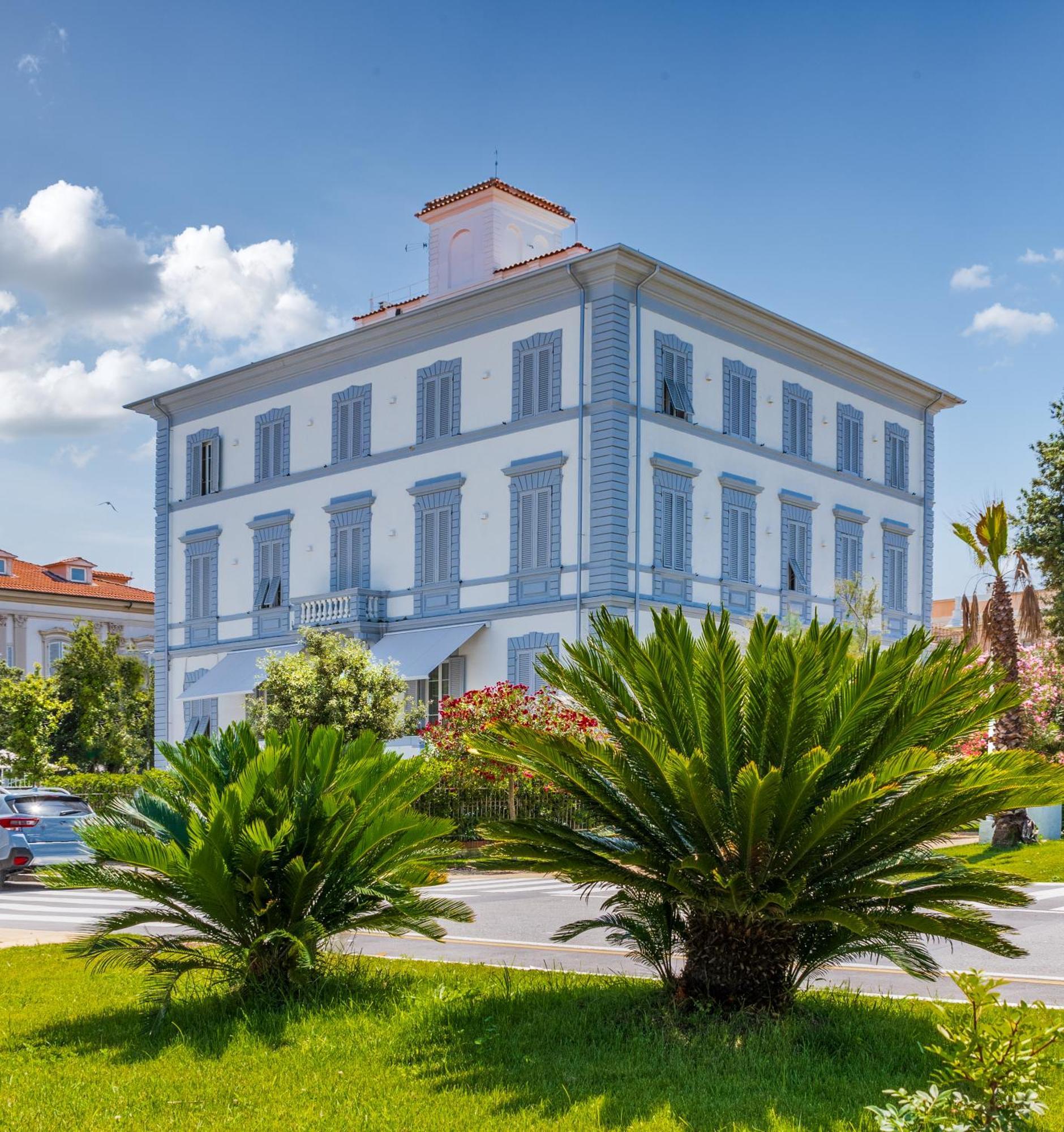 Hotel Tirreno Marina di Massa Ngoại thất bức ảnh