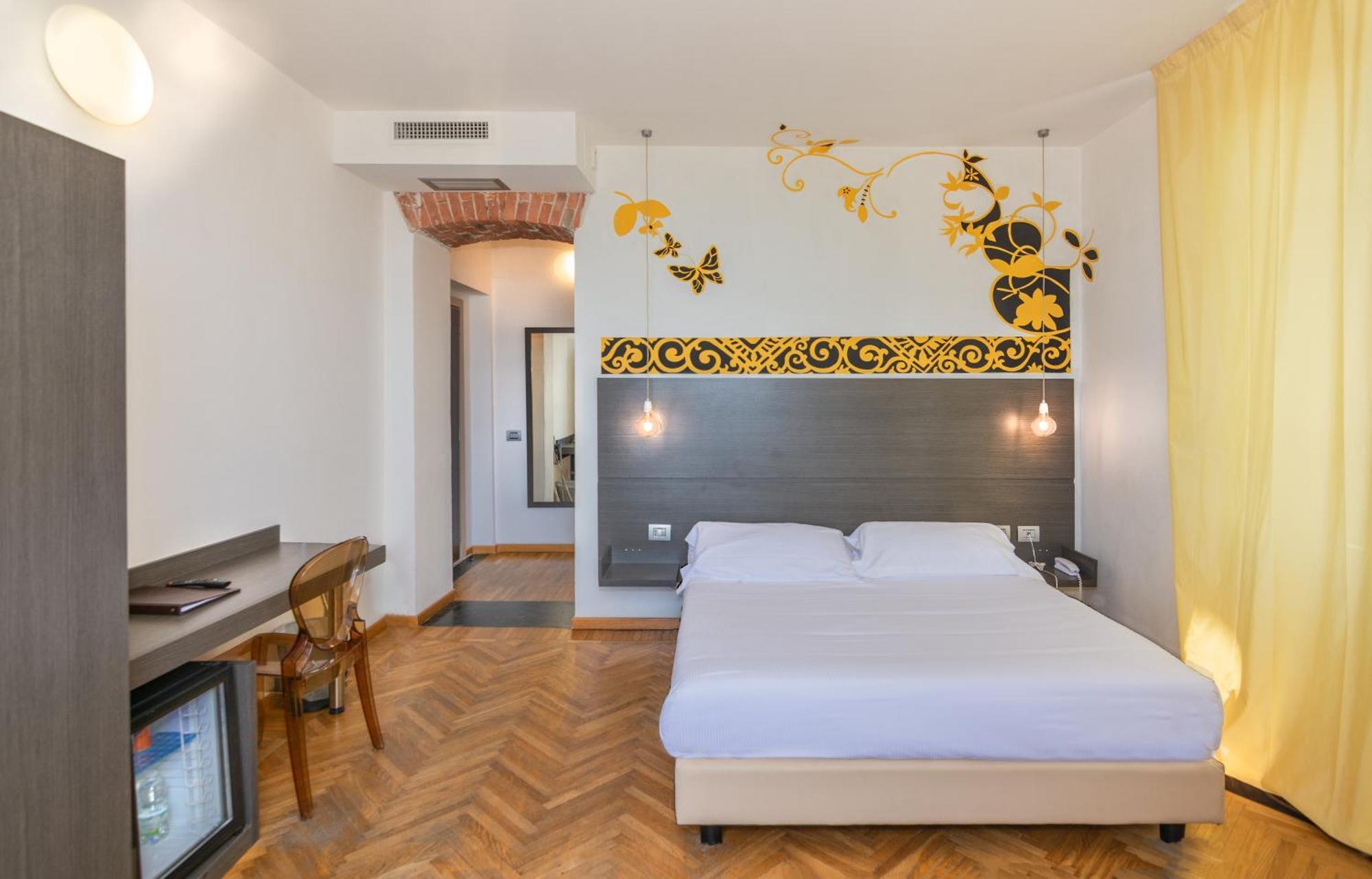 Hotel Tirreno Marina di Massa Ngoại thất bức ảnh