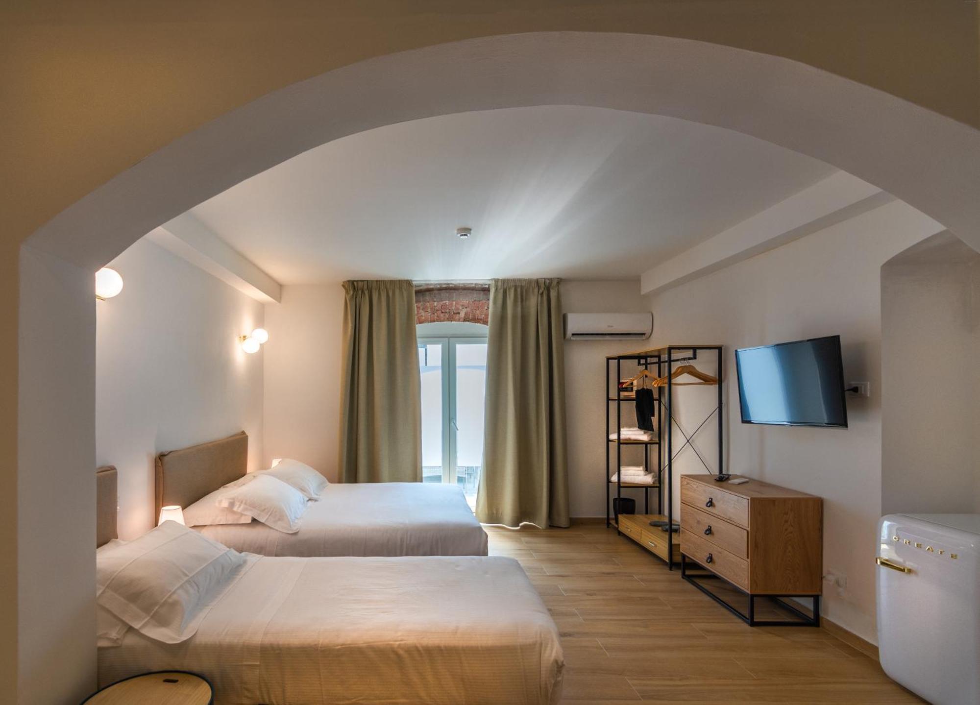 Hotel Tirreno Marina di Massa Ngoại thất bức ảnh